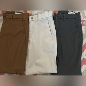 Gap Men’s 28x28 slim chinos lot. Great condition